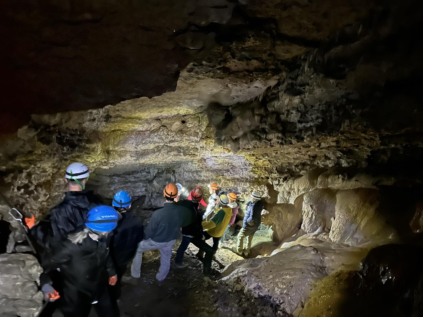 Alla scoperta del sottosuolo nella Grotta del Faeto