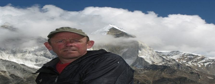 Incontro con l'alpinista britannico Simon Yates