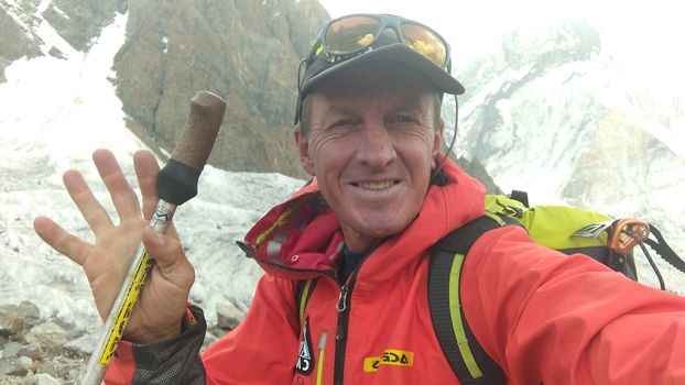 Denis Urubko compleanno in vetta del K2