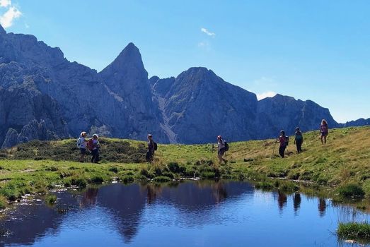 Fino a ottobre in gita con le Guide alpine lombarde