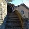19 Saliamo dalla scaletta alle spalle della chiesa di San Sebastiano in Via del Rione