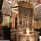 10 Presbiterio, polittico del Marinoni sopra l_altare e  affreschi dei Baschenis sulla volta.jpg