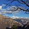05 Panorama dalla cresta di vetta del Vaccareggio verso Menna, Arera, Grem,....jpg