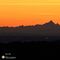 84 Da Miragolo di Zogno splendido tramonto con zoom verso il Monviso.JPG