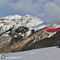 03 Sulle nevi di Torcola Vaga con vista verso Monti Secco e Pegherolo a sx e Pizzo Badile alle  spalle.JPG
