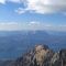 84 Dori in attenta osservazione..verso la Cresta Segantini, Il Lago di Como con Abbadia Lariana.....jpg