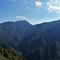 32 Sul crinale erboso dell_anticima con vista sulla Val Stabina e i suoi monti.jpg