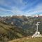 64 Spettacolare vista panoramica dalla vetta del Pizzo Badile _2044 m_ verso le alte cime orobiche brembane.jpg
