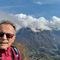 42 Dalla vetta del Monte Gioco selfie verso l_Alben ricoperto da bianche nuvole.jpg