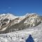 44 Sulle nevi al sole del Torcola Vaga _1780 m_ con vista verso Piozzo Badile, Monte Secco ...jpg