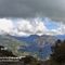 64 Finestra di sole sulla Val Taleggio,  nuvoloni sui monti .jpg
