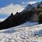24 Al Passo Baciamorti _1541 m_ prima neve con  vista panoramica verso le Orobie.jpg