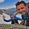 57 Alla Bocchetta di Budria _2216 m_ selfie acrobatico.jpg