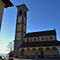 07 Sguardo preliminare alla bella chiesa di Fuipiano, panoramica sulla Valle Imagna.JPG