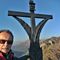 43 La bella croce degli Alpini di Bracca sul Pizzo Rabbioso _1130 m_.jpg