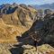 24 Alla Bocchetta di Val Pianella _2210 m_con vista verso la conca di Val Salmurano.jpg