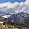 40 Vista panoramica sugli estesi pratoni di Monte Campo salendo sul sent. 217 al Laghetto di Pietra Quadra.jpg