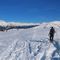 28 Scendiamo dal Monte Alto su traccia nella neve con tanti e profondi affondi .JPG